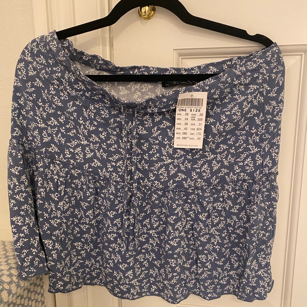 Adorable blue brandy Melville skirt